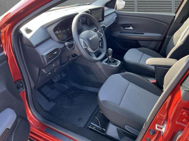 Dacia Jogger Extreme+ 7-S+Navi+SHZ+RFK TCe 140 Hybrid 