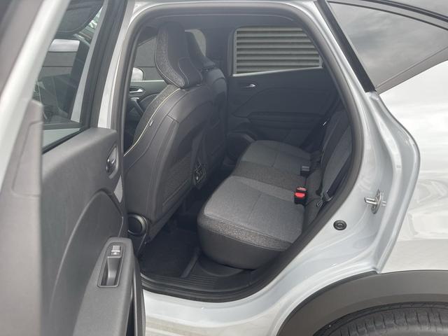 Renault Captur Techno SHZ+PDC+LED TCe 160 EDC 