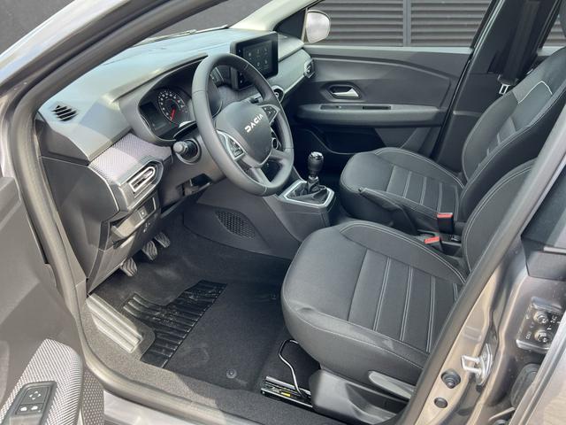 Dacia Jogger Expression 7-Sitzer SHZ+RFK+PDC+LED TCe 110 