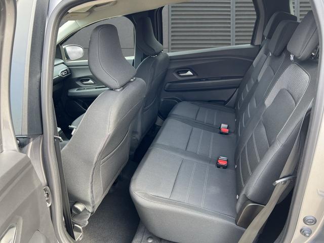 Dacia Jogger Expression 7-Sitzer SHZ+RFK+PDC+LED TCe 110 