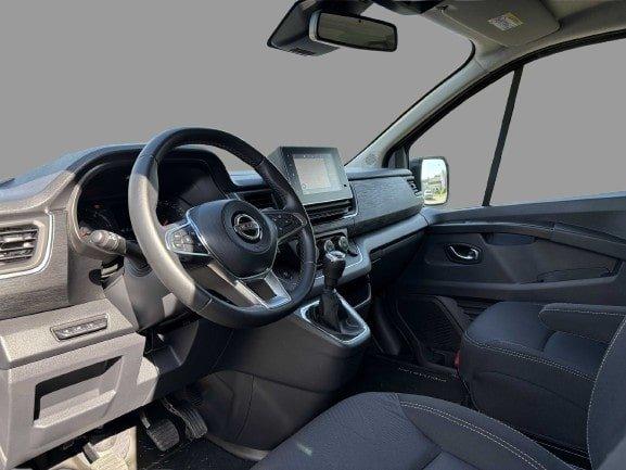 Nissan Primastar Kombi L1H1 Tekna 8-Sitzer 2,8t dCi 150 