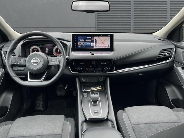 Nissan Qashqai N-Connecta+Winterpaket+360° Kamera 1.3 DIG-T CVT 