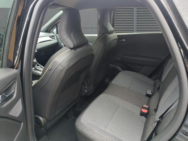 Renault Captur Techno PDC+SHZ+LKHZ TCe 160 EDC 