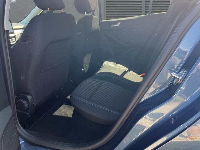 Ford Focus Turnier Titanium X+Winterpaket+LED+RFK 1.0 EcoBoost Powershift Autom. 