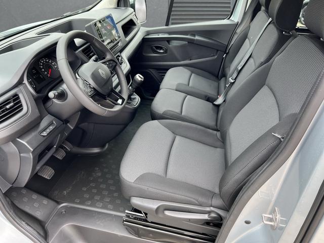 Renault Trafic L2H1 3,0t Grand Equilibre+Rollstuhlbefestigung dCi 150 