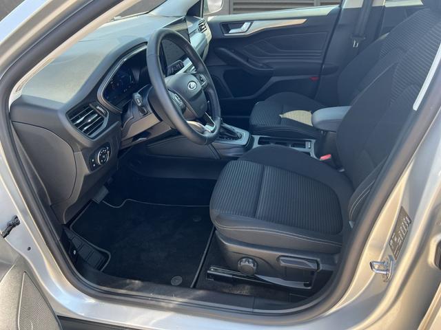 Ford Focus Turnier Titanium X+Winterpaket+LED+RFK 1.0 EcoBoost Powershift Autom. 