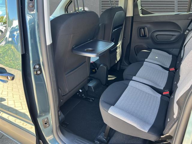 Citroën Berlingo Plus MPV M+Klimaauto+Carplay+LED BlueHDi 130 