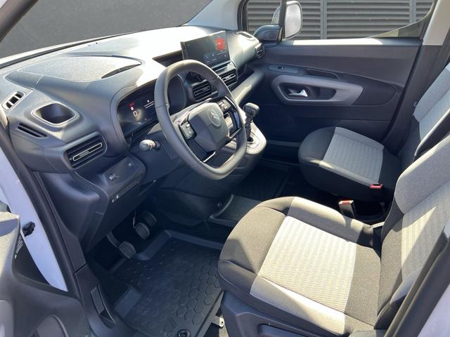 Citroën Berlingo Plus MPV M+LED+Carplay+PDC BlueHDi 130 