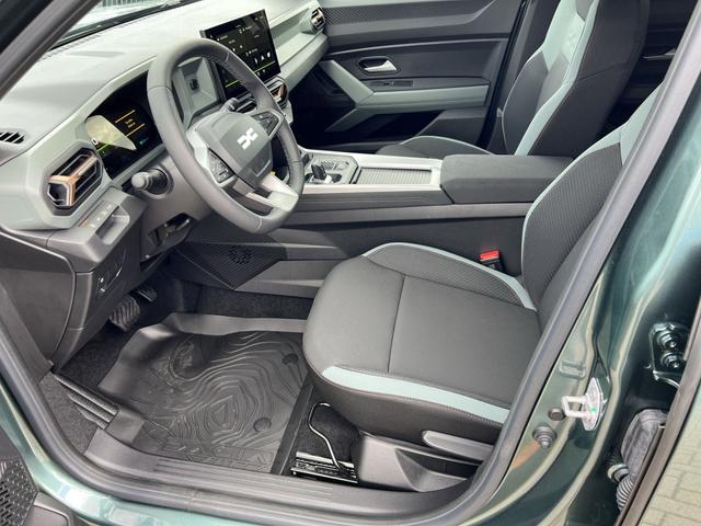 Dacia Bigster Extreme Pano+SHZ+LED+RFK Hybrid 155 