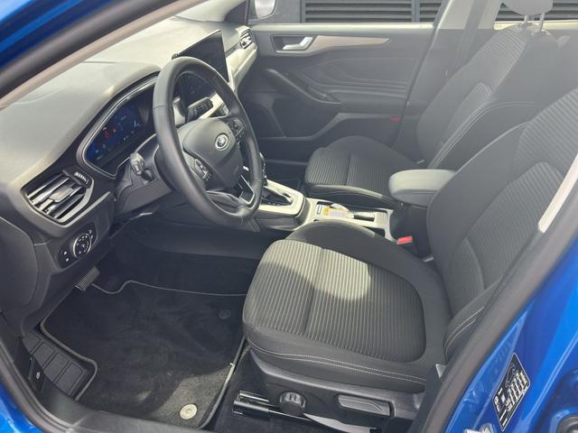 Ford Focus Turnier Titanium X+Winterpaket+LED+RFK 1.0 EcoBoost Powershift Autom. 