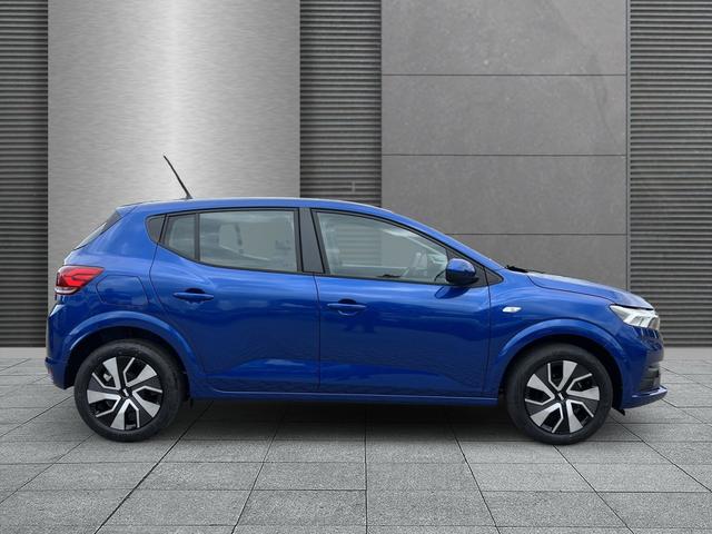 Dacia Sandero - Expression Winterpaket+LED+PDC TCe 90