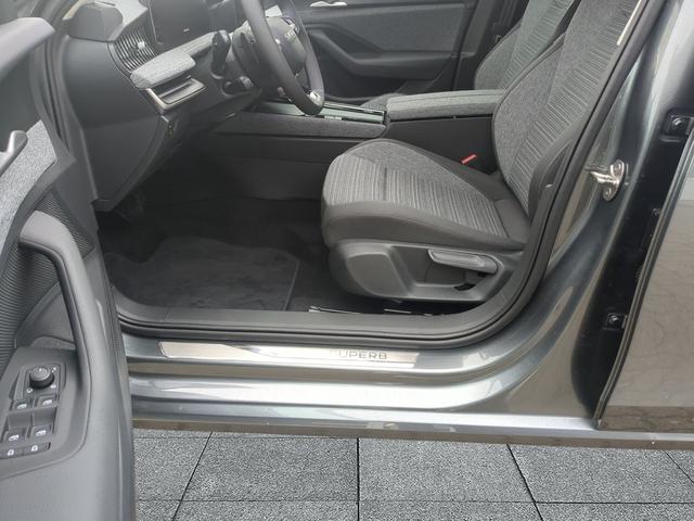 Skoda Superb Combi Selection Winterpaket+AHK+RFK 2.0 TDI DSG 