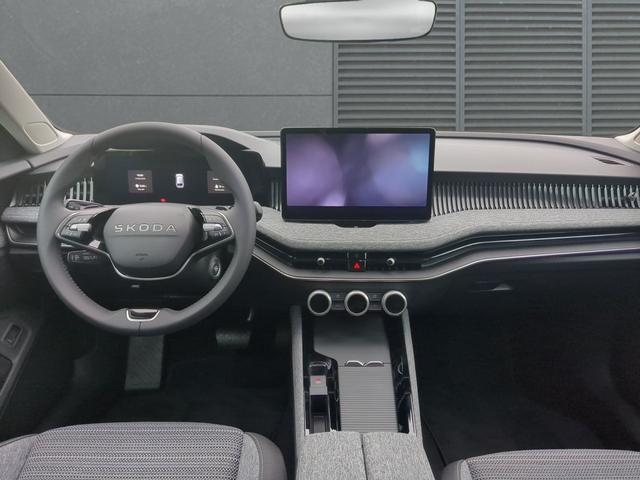 Skoda Superb Combi Selection Winterpaket+AHK+RFK 2.0 TDI DSG 