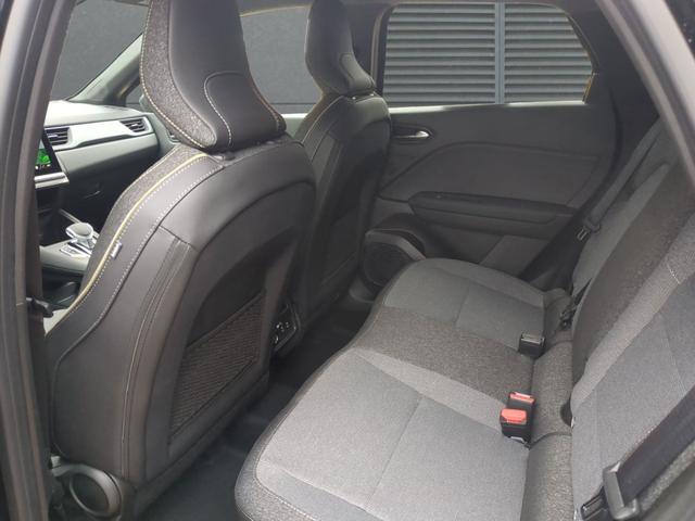 Renault Captur Techno RFK+LKHZ+PDC+SHZ TCe 160 EDC 