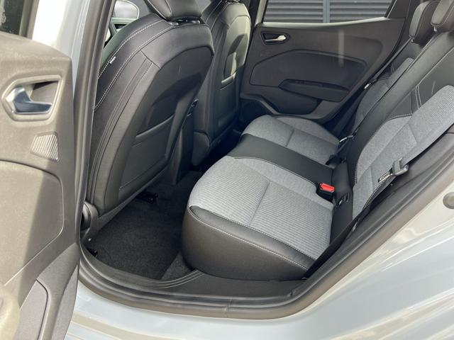 Renault Clio Techno LED+Navi+SHZ Hybrid 145 