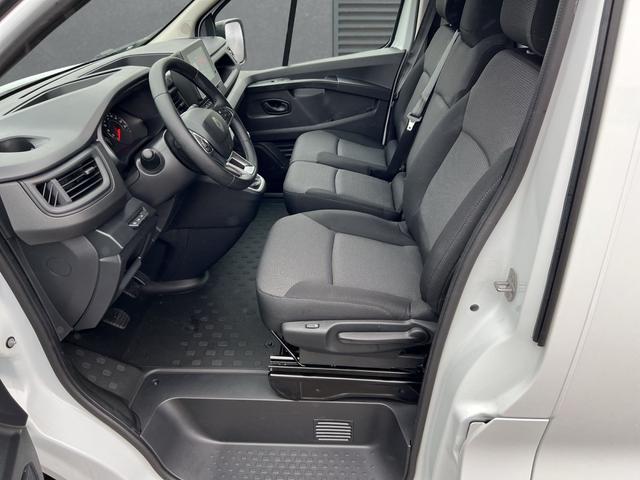 Renault Trafic Kastenwagen L2H1 3,0t AHK+GJR+SHZ dCi 150 