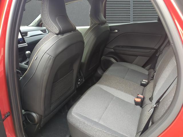 Renault Captur Techno RFK+PDC+LED TCe 140 