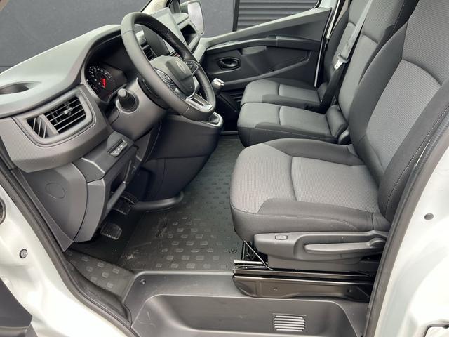 Renault Trafic Kastenwagen L2H2 3,0t GJR+SHZ+AHK dCi 150 