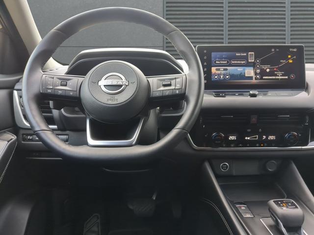 Nissan Qashqai N-Connecta SHZ+LKHZ+PDC+RFK 1.3 DIG-T CVT 