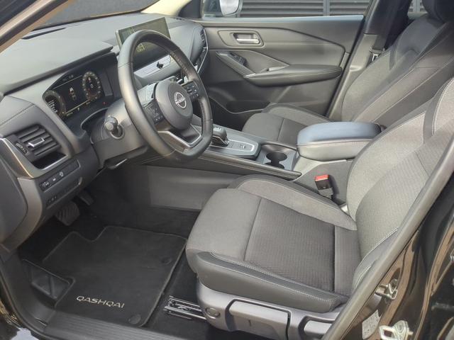 Nissan Qashqai N-Connecta SHZ+PDC+LKHZ+RFK 1.3 DIG-T CVT 