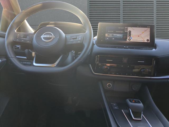 Nissan Qashqai N-Connecta Navi+SHZ+PDC+LKHZ 1.3 DIG-T CVT 