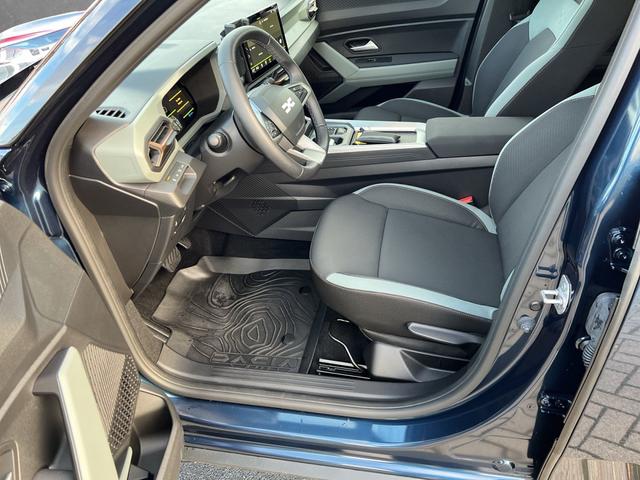 Dacia Bigster Extreme Pano+SHZ+LED+RFK Hybrid 155 