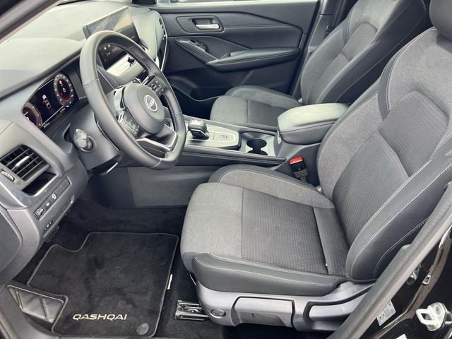 Nissan Qashqai N-Connecta+Winterpaket+GJR+LED 1.3 DIG-T CVT 