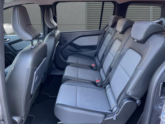 Renault Grand Kangoo Techno SHZ+RFK+NAVI TCe 130 EDC 