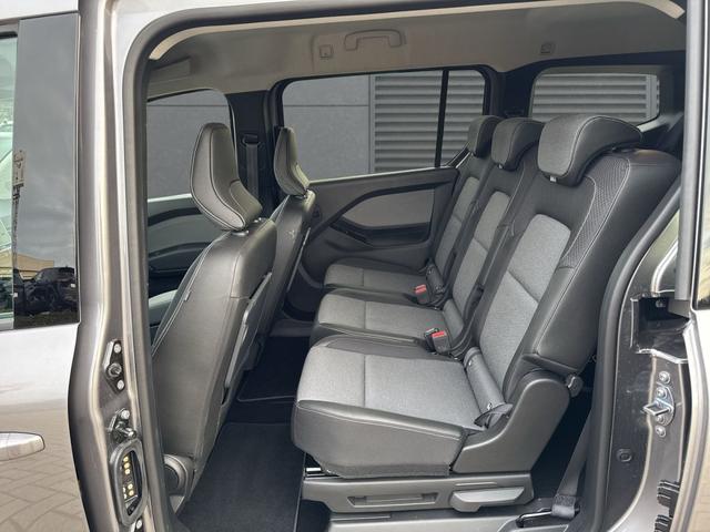 Renault Grand Kangoo Techno SHZ TCe 130 EDC 