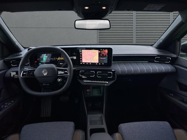 Renault 5 E-TECH Techno SHZ+LKHZ+GJR+RFK 150 Comfort Range 