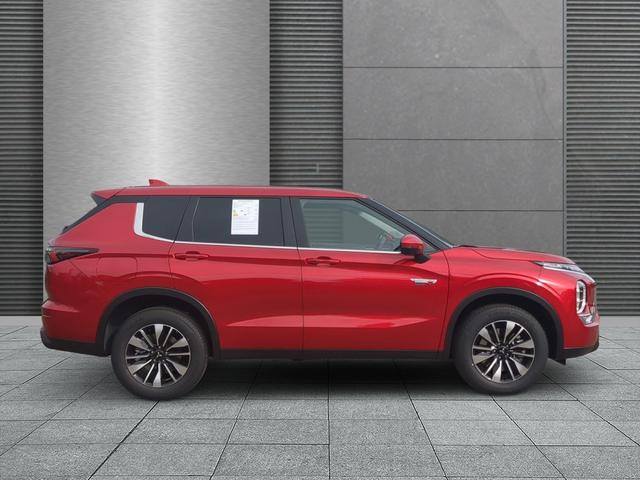 Mitsubishi Outlander Plus 360&deg; Kamera+SHZ+LED Plug-in Hybrid 2.4 4WD 