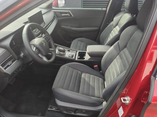 Mitsubishi Outlander Plus 360&deg; Kamera+SHZ+LED Plug-in Hybrid 2.4 4WD 