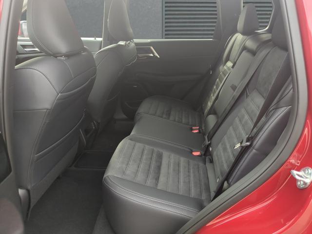 Mitsubishi Outlander Plus 360&deg; Kamera+SHZ+LED Plug-in Hybrid 2.4 4WD 