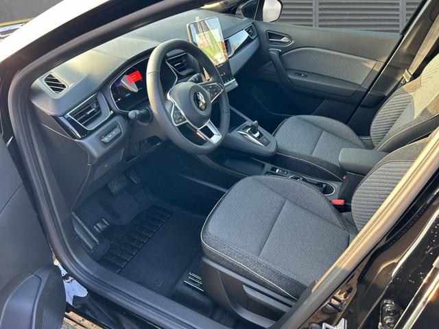 Mitsubishi Grandis Intro Edition 1.8 AT 