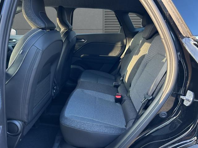 Mitsubishi Grandis Intro Edition 1.8 AT 