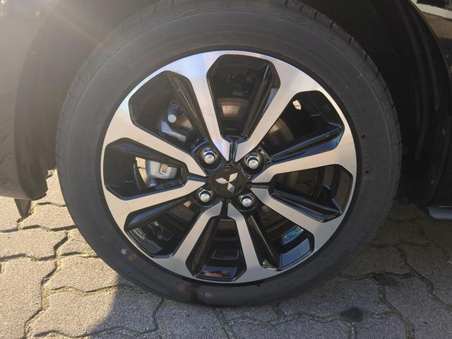 Mitsubishi Space Star TOP Bi-LED+GJR+Klimaauto 1.2 MIVEC 