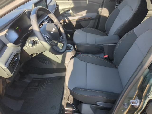 Dacia Jogger Extreme Navi+PDC+SHZ+RFK Hybrid 140 