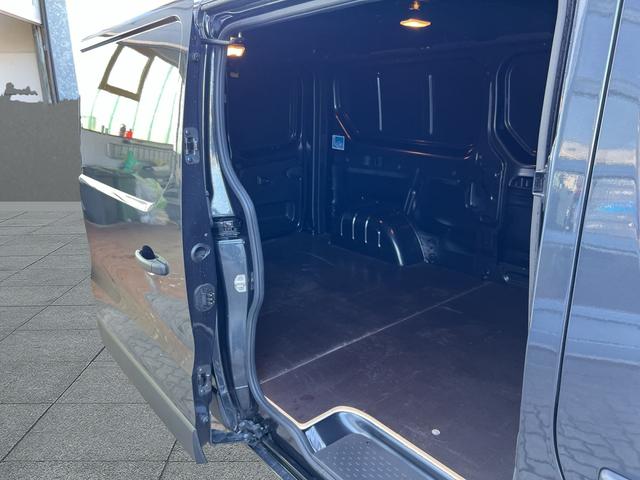 Renault Trafic Kastenwagen L2H1 3,0t AHK+SHZ dCi 150 AT9 Automatik 