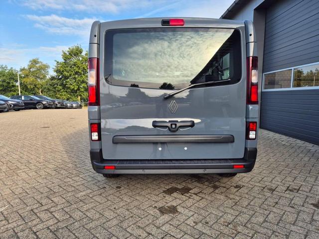 Renault Trafic L2H1 3,0t Grand Equilibre+Rollstuhlbefestigung dCi 150 