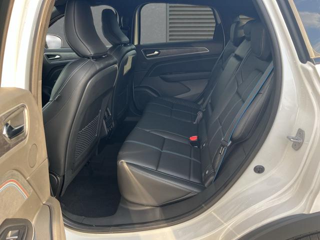 Renault Arkana Esprit Alpine Winterpaket+LED+RFK TCe 140 EDC 