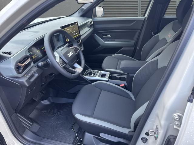 Dacia Duster Extreme SHZ Hybrid 140 