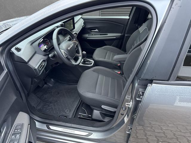 Dacia Jogger Extreme 5S GJR+SHZ+AHK Hybrid 140 