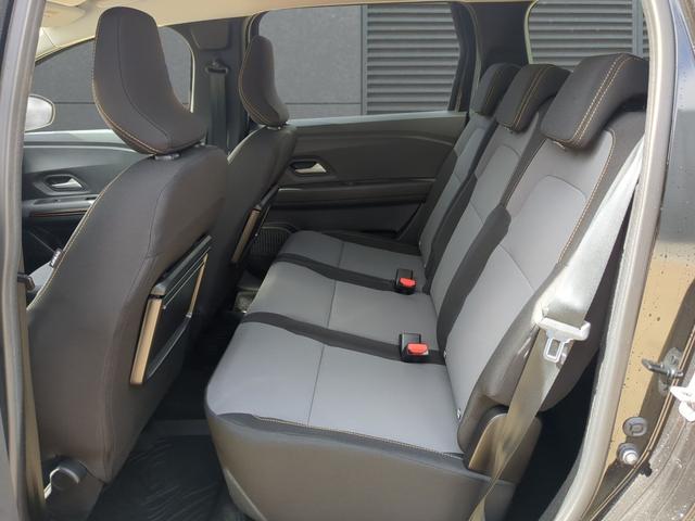 Dacia Jogger Extreme+ 5-Sitzer+Navi+SHZ+PDC+RFK TCe 100 ECO-G 
