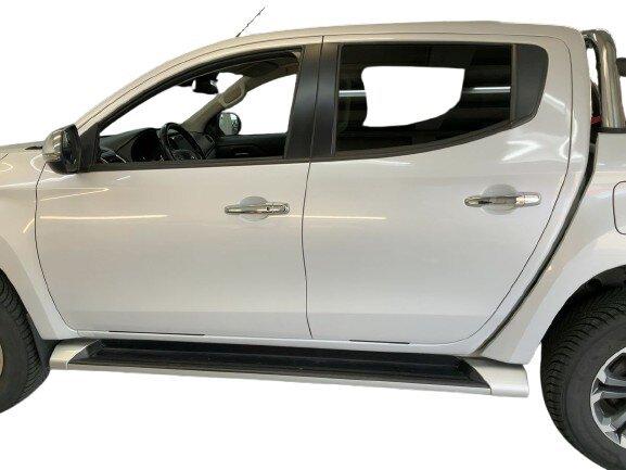 Mitsubishi L200 Spirit DoKa AHK GJR 4x4 2,2 DI-D AT 