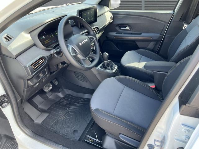 Dacia Jogger Extreme SHZ+PDC+RFK+Navi Hybrid 140 