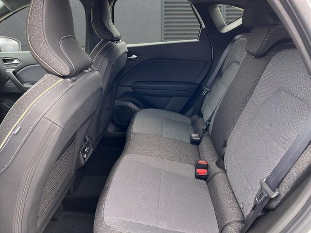 Renault Captur E-TECH Techno SHZ+Carplay+LED 160 