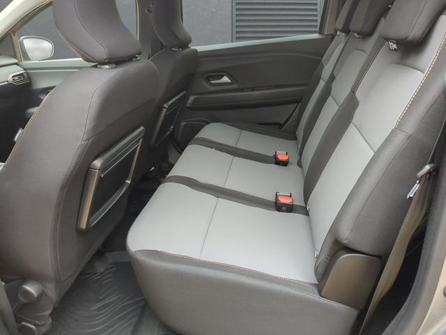 Dacia Jogger Extreme 5-Sitzer+RFK+Klimaauto.+PDC TCe 110 