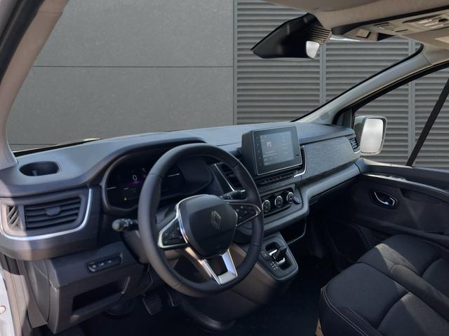 Renault Trafic L2H1 3.0t AHK+Holzboden+PDC EXTRA dCi 170 AT9 