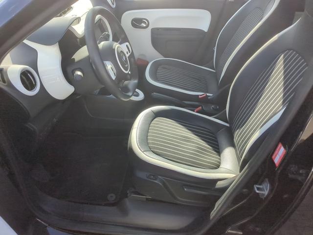Renault Twingo Electric Techno SHZ PDC Navi 