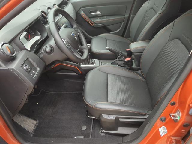 Dacia Duster Extreme 2WD AHK+GJR+SHZ+Navi 1.0 TCe 100 ECO-G 